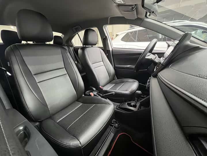 Toyota Vios 2022 2022款 1.5L 20周年纪念版