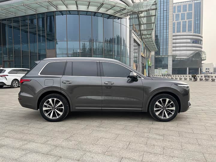 LiXiang One 2021 2021款 增程6座版