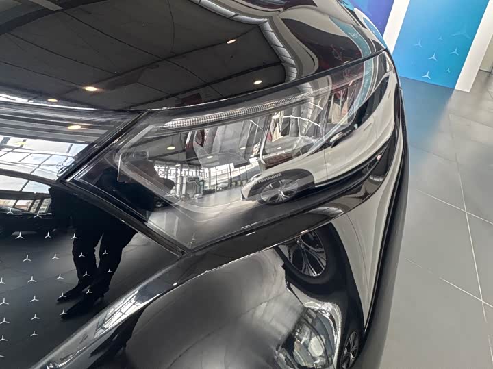 Mercedes-Benz EQE SUV 2024 2024款 500 4MATIC 先锋版