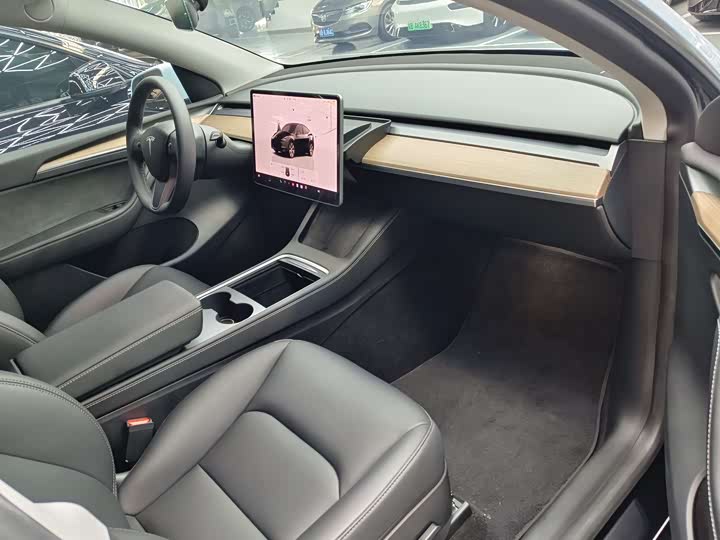 Tesla Model Y 2024 2024款 后轮驱动版