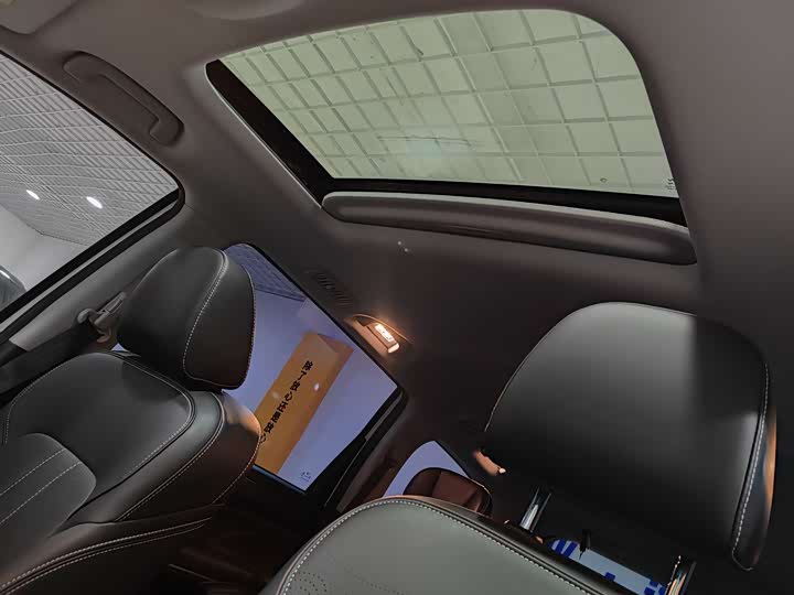 GAC Trumpchi M6 2023 2023款 PRO 270T DCT豪华版