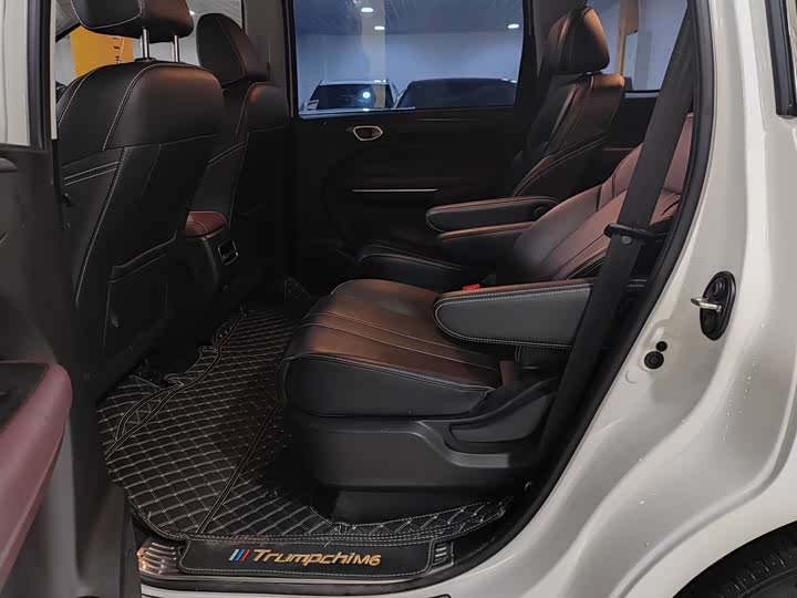 GAC Trumpchi M6 2023 2023款 PRO 270T DCT豪华版