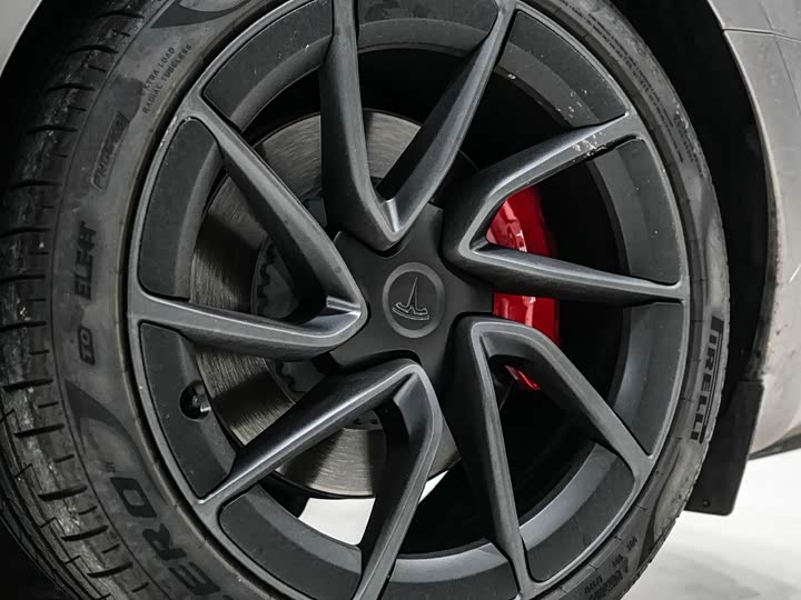 Tesla Model 3 2024 2024款 高性能全轮驱动版