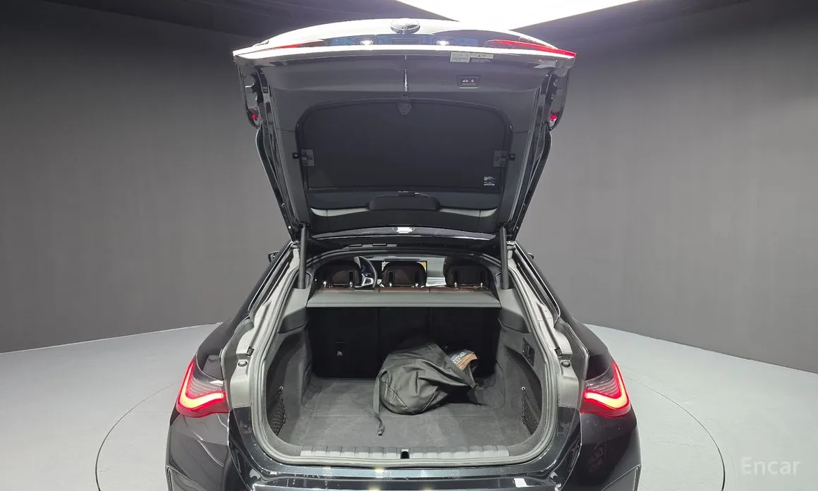 BMW i4 2021 eDrive40 M Sports Pro