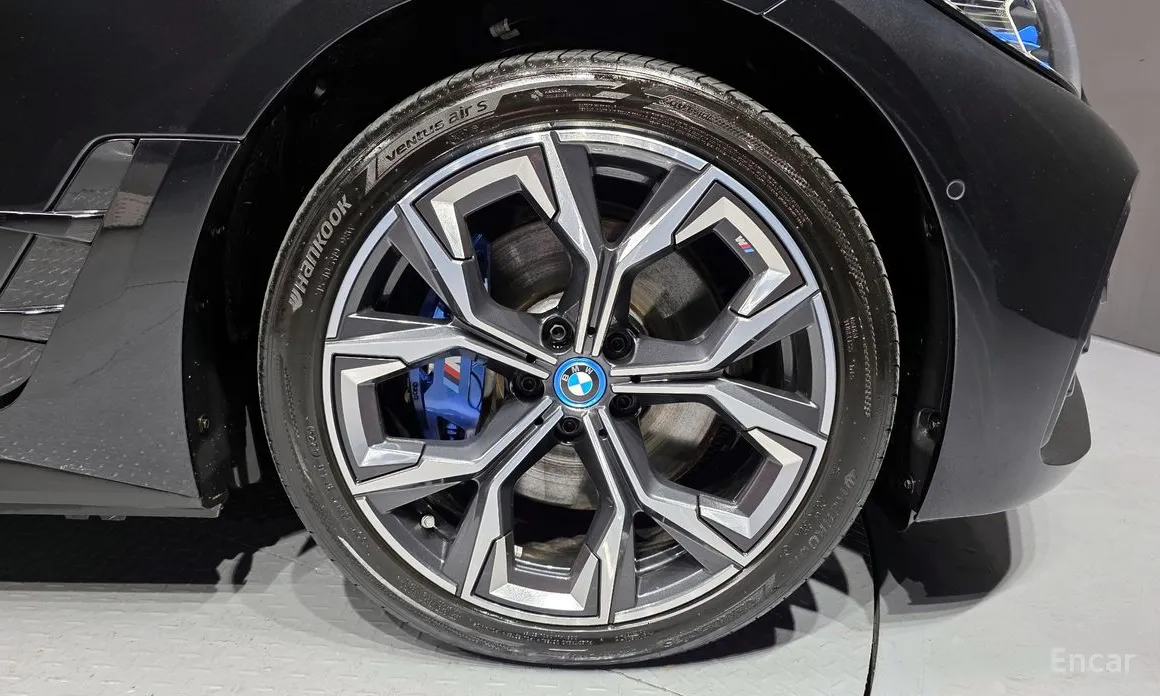 BMW i4 2021 eDrive40 M Sports Pro