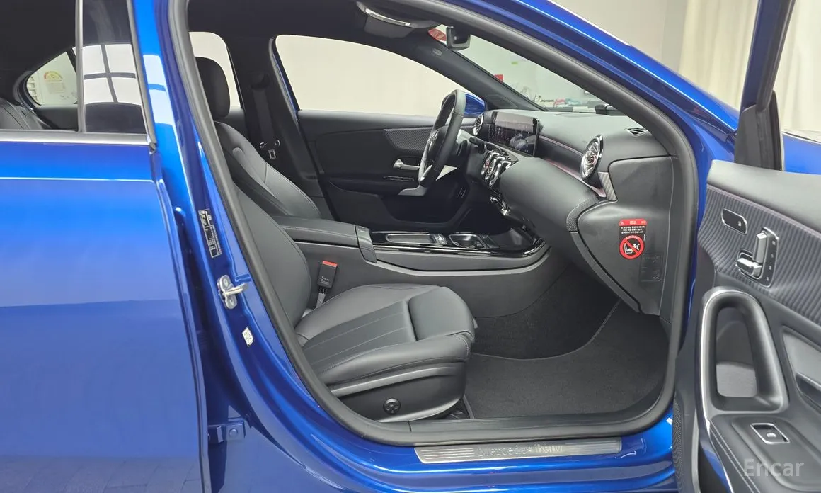 Mercedes-Benz A-Class 2019 A220 Sedan