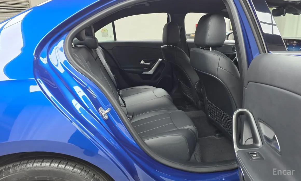 Mercedes-Benz A-Class 2019 A220 Sedan