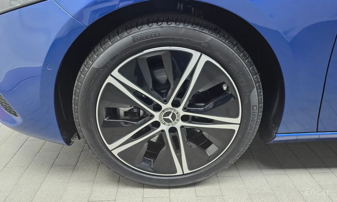 Mercedes-Benz A-Class 2019 A220 Sedan