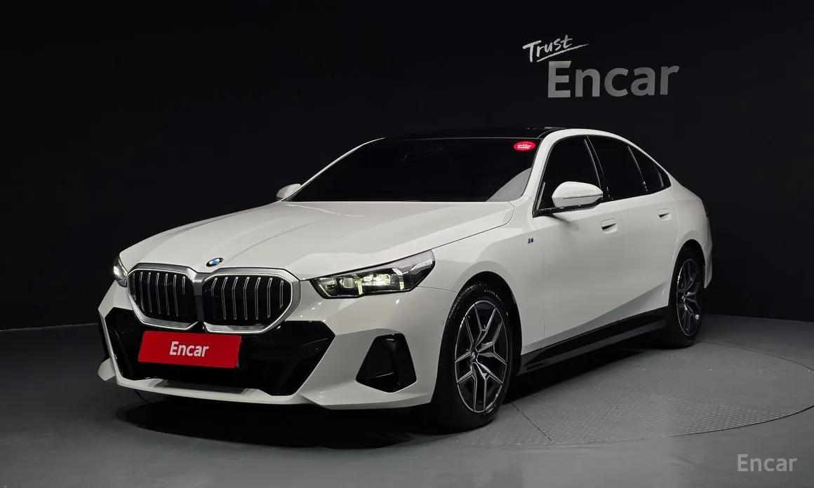 BMW 5 Series 2023 520i M Sport