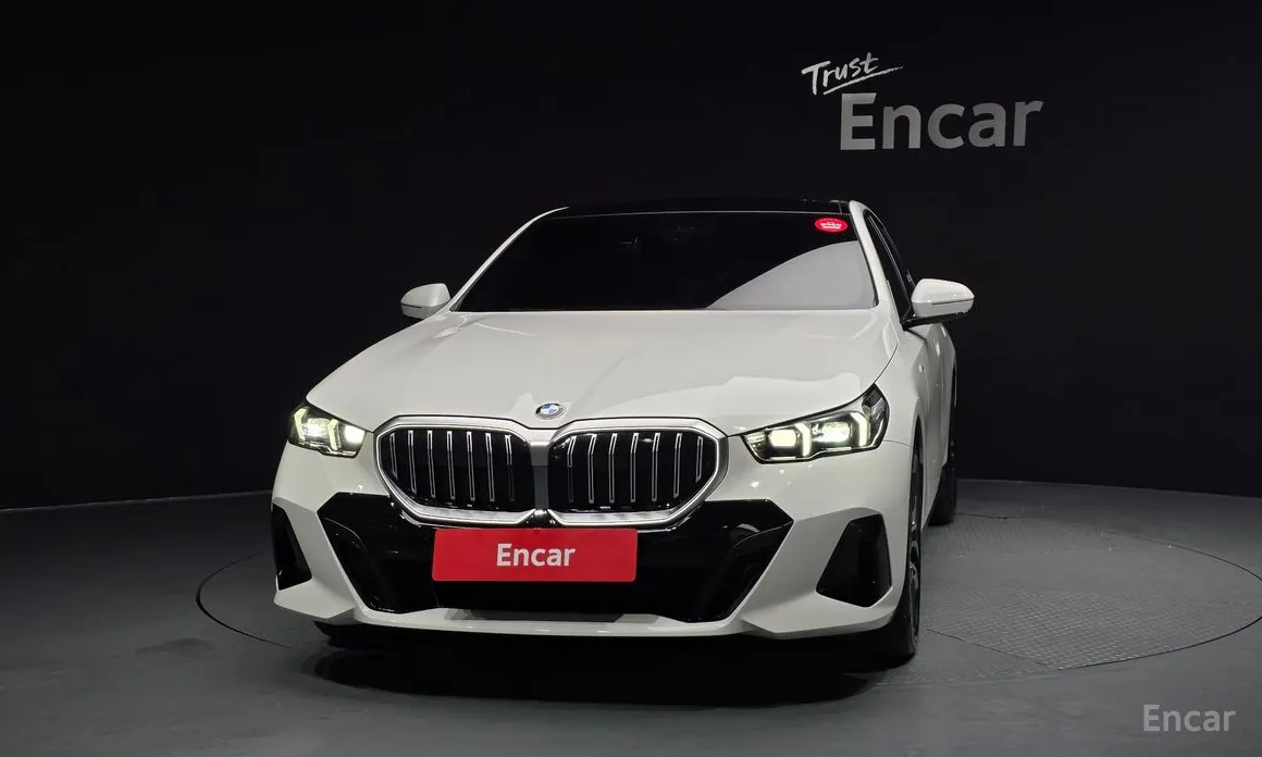 BMW 5 Series 2023 520i M Sport