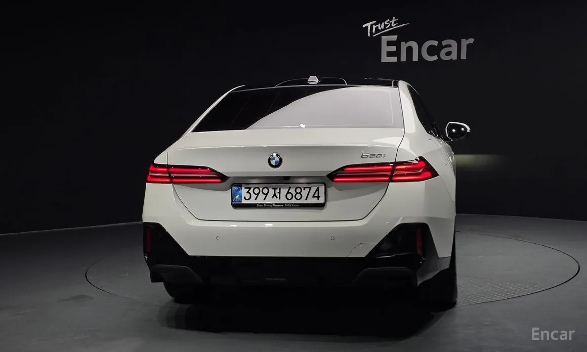 BMW 5 Series 2023 520i M Sport