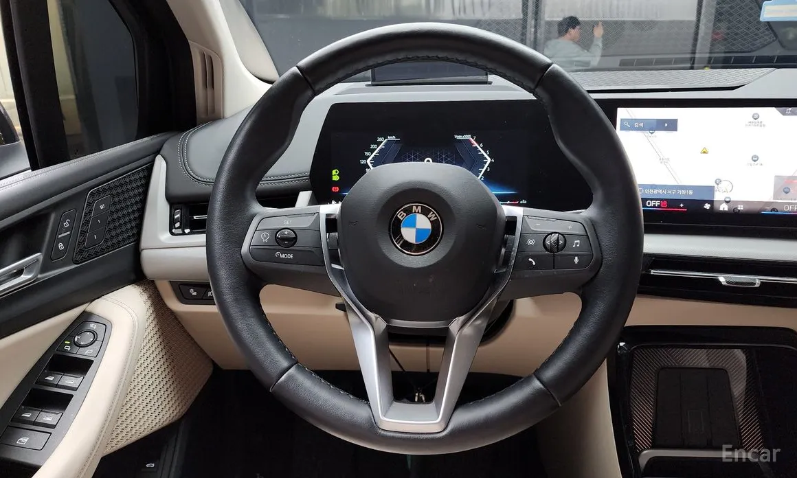 BMW 2 Series 2022 220i Advantage