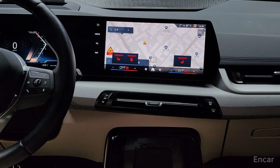 BMW 2 Series 2022 220i Advantage