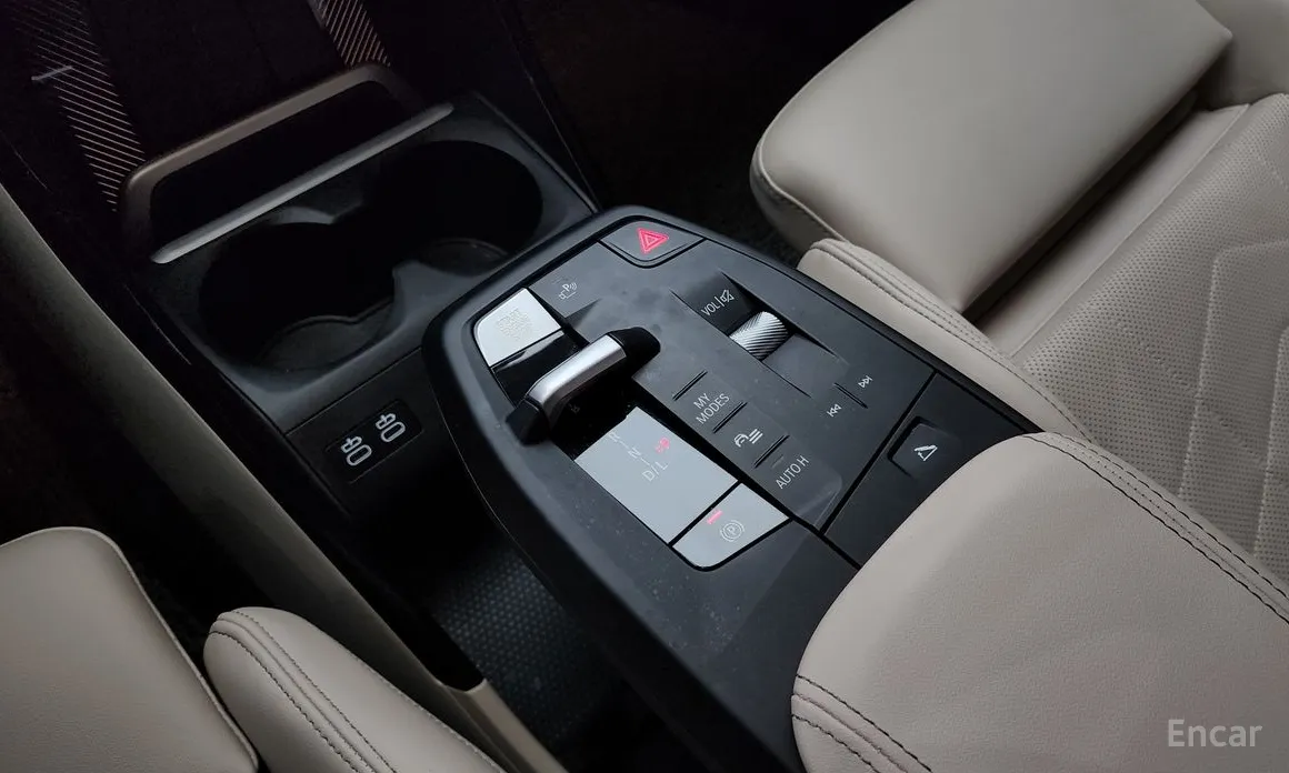 BMW 2 Series 2022 220i Advantage