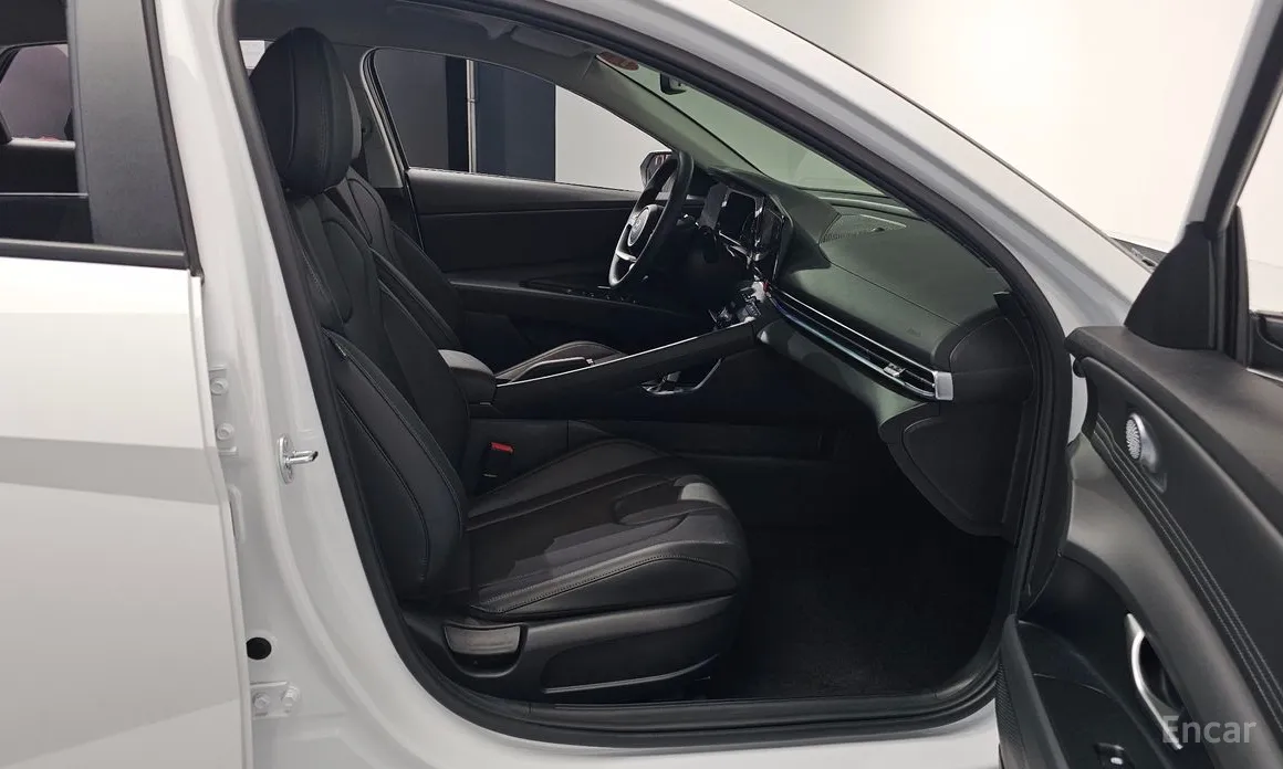 Hyundai Avante 2023 1.6