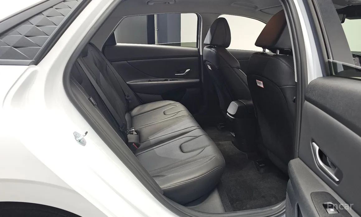 Hyundai Avante 2023 1.6