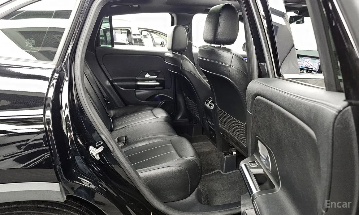 Mercedes-Benz GLA-Class 2020 GLA220