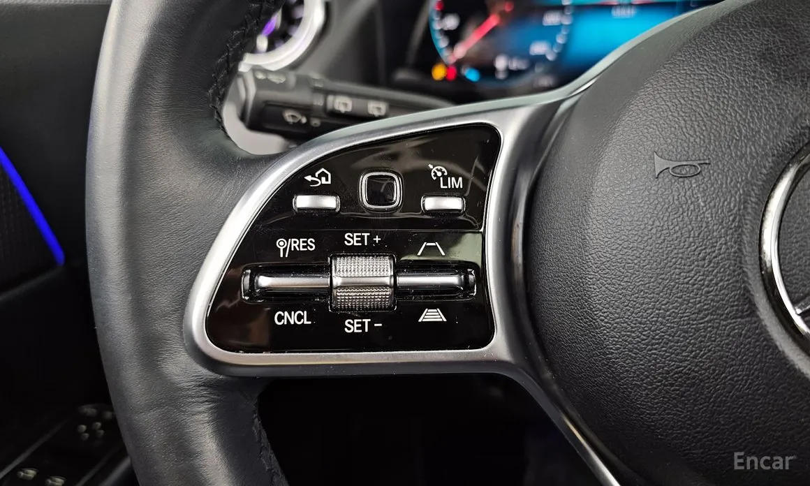 Mercedes-Benz GLA-Class 2020 GLA220