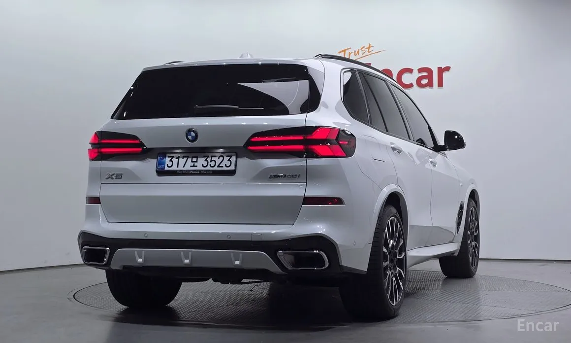 BMW X5 2019 xDrive 40i M Sport
