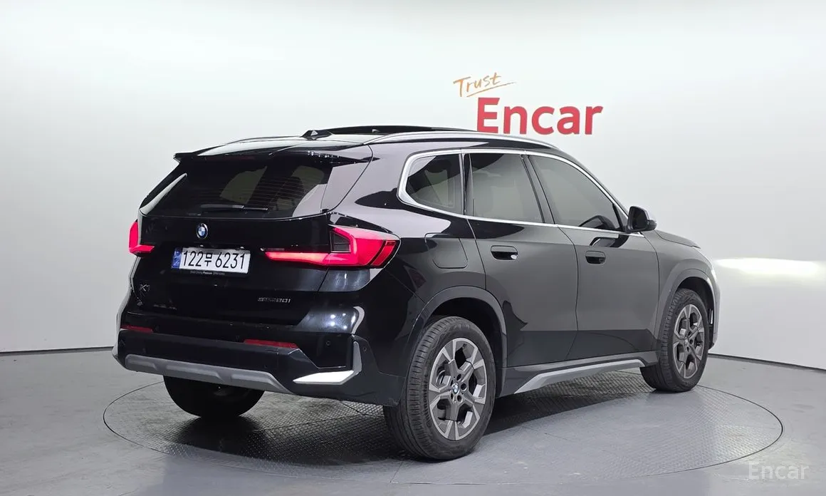 BMW X1 2023 sDrive 20i xLine