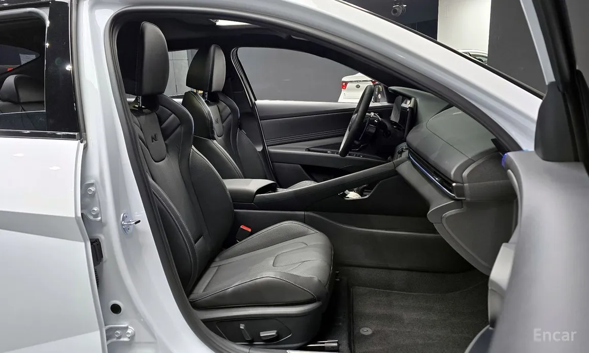 Hyundai Avante 2023 2.0 N