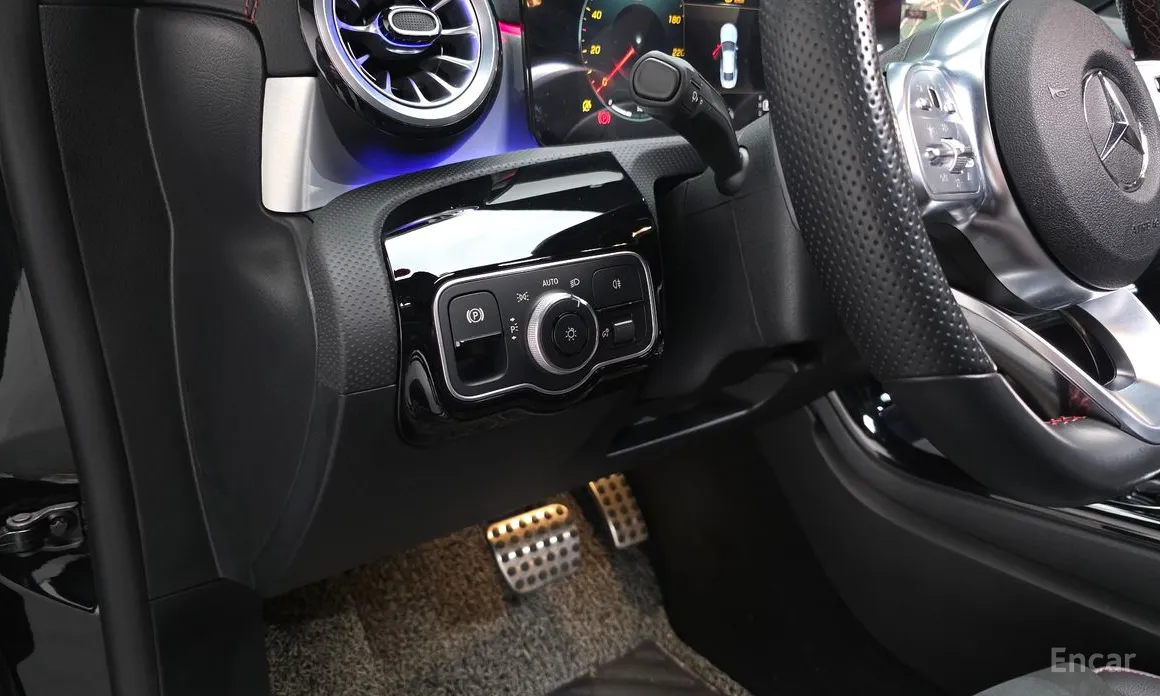 Mercedes-Benz CLA-Class 2020 CLA250 4MATIC