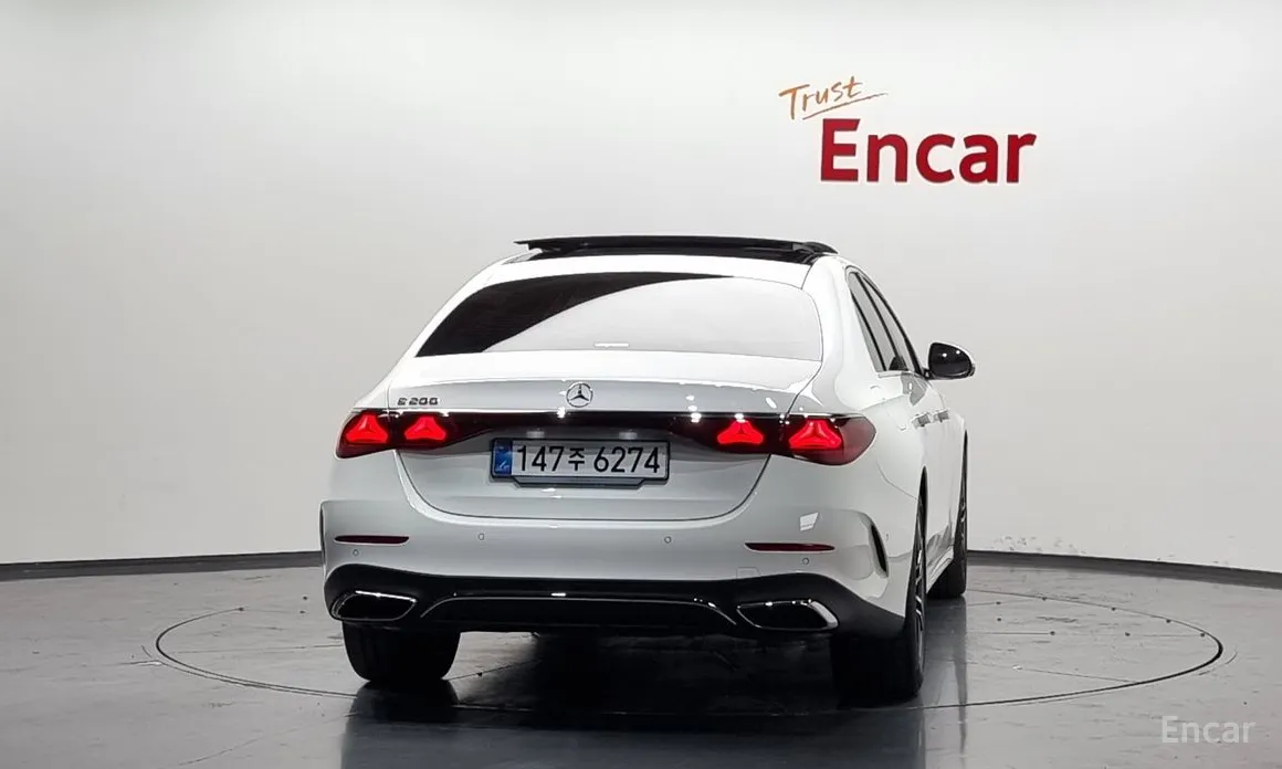 Mercedes-Benz E-Class 2024 E200 Avantgarde Limited