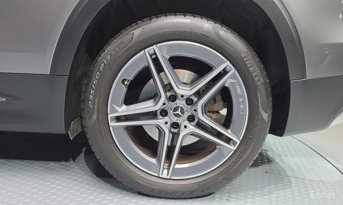 Mercedes-Benz GLB-Class 2020 GLB250 4MATIC