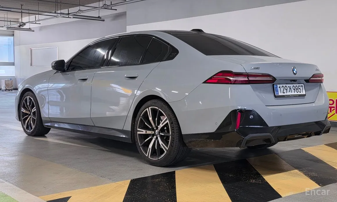 BMW 5 Series 2023 530i xDrive M Sport