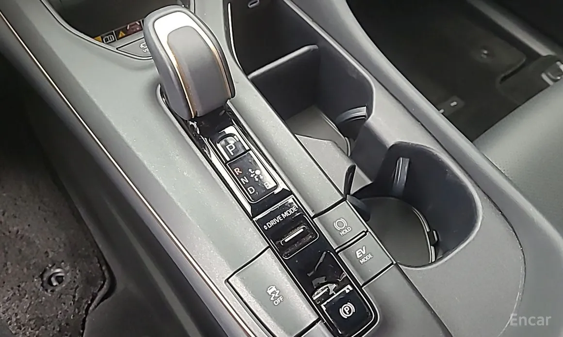 Toyota Crown 2023 2.5 4WD Hybrid