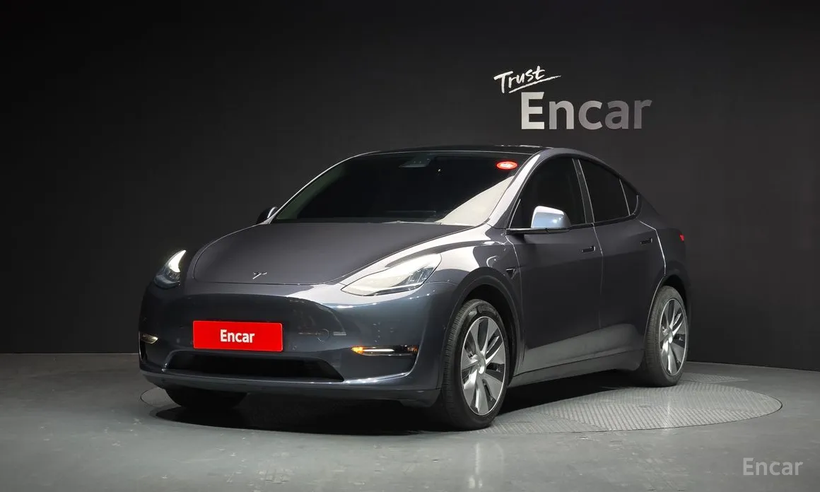 2020 Tesla Model Y