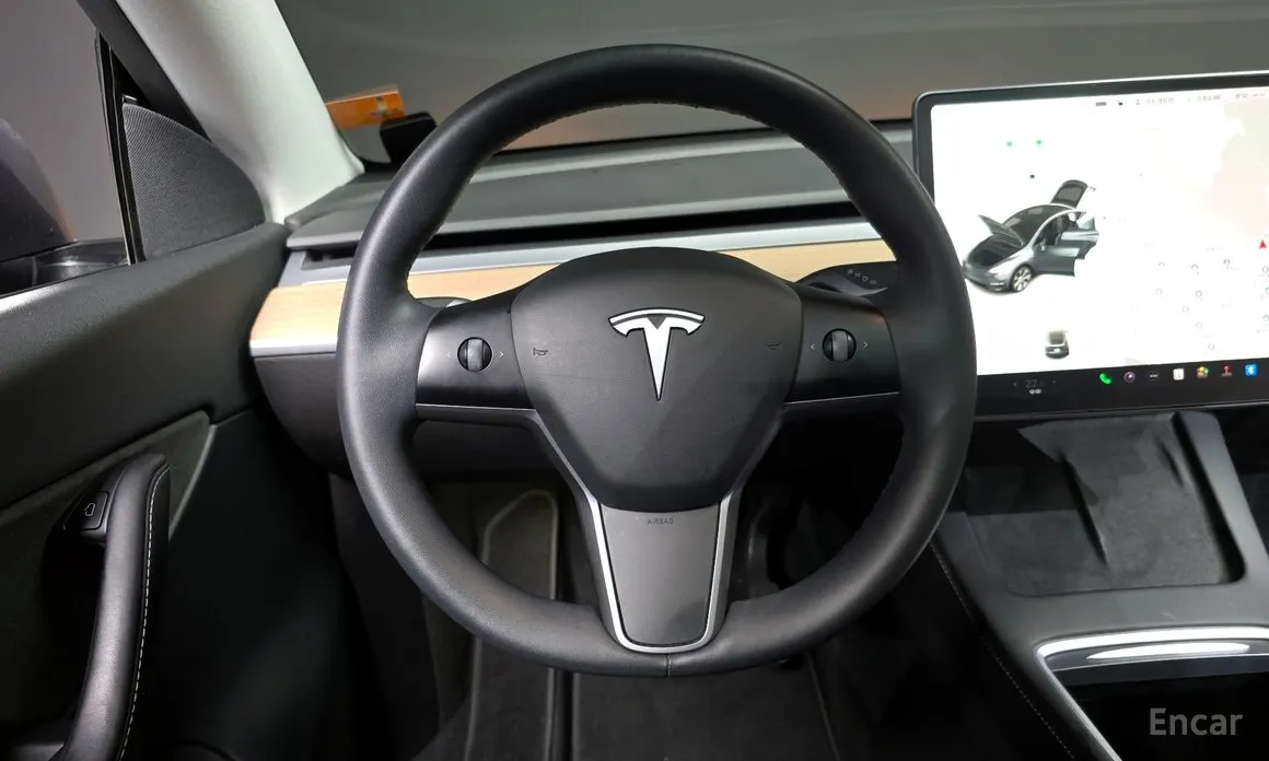Tesla Model Y 2020 Standard Range