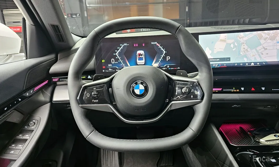 BMW 5 Series 2023 520i