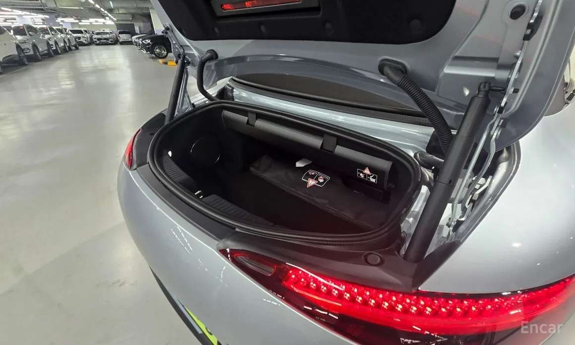 Mercedes-Benz SL-Class 2023 AMG SL43