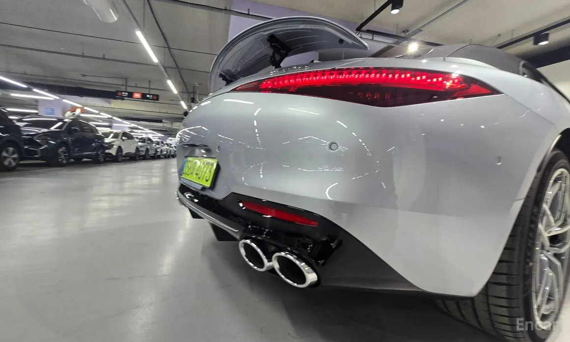 Mercedes-Benz SL-Class 2023 AMG SL43