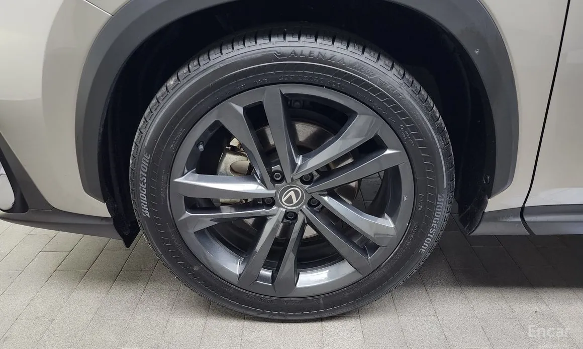 Lexus NX 2022 Premium