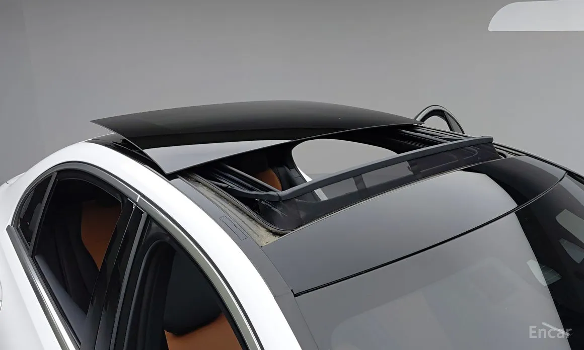 Mercedes-Benz C-Class 2022 C300 4MATIC AMG Line