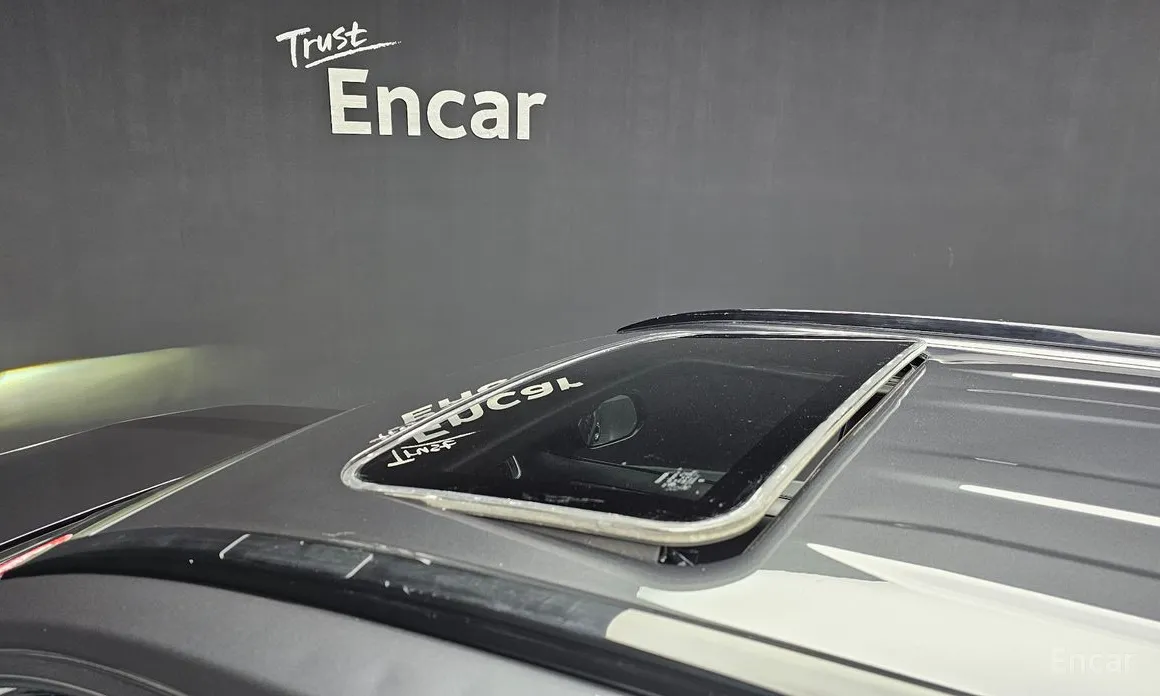 Toyota RAV4 2019 2.5 2WD Hybrid XLE