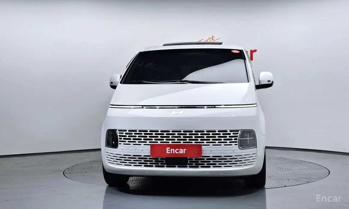 2021 Hyundai Staria