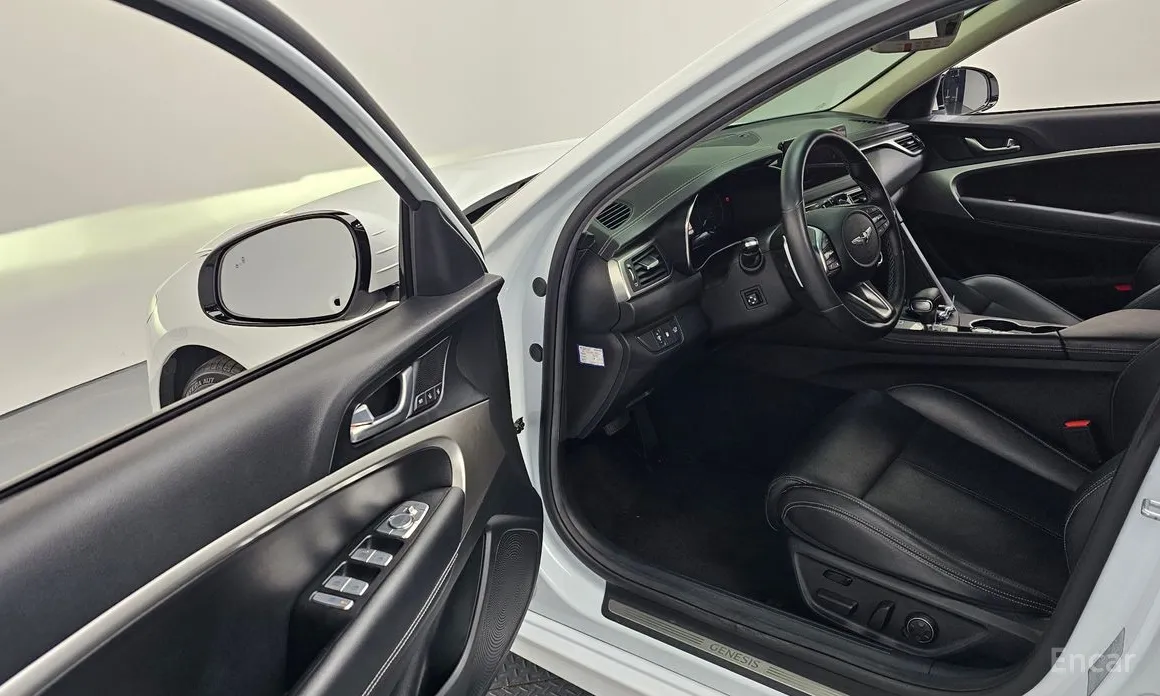 Genesis G70 2022 Gasoline 2.0T 2WD
