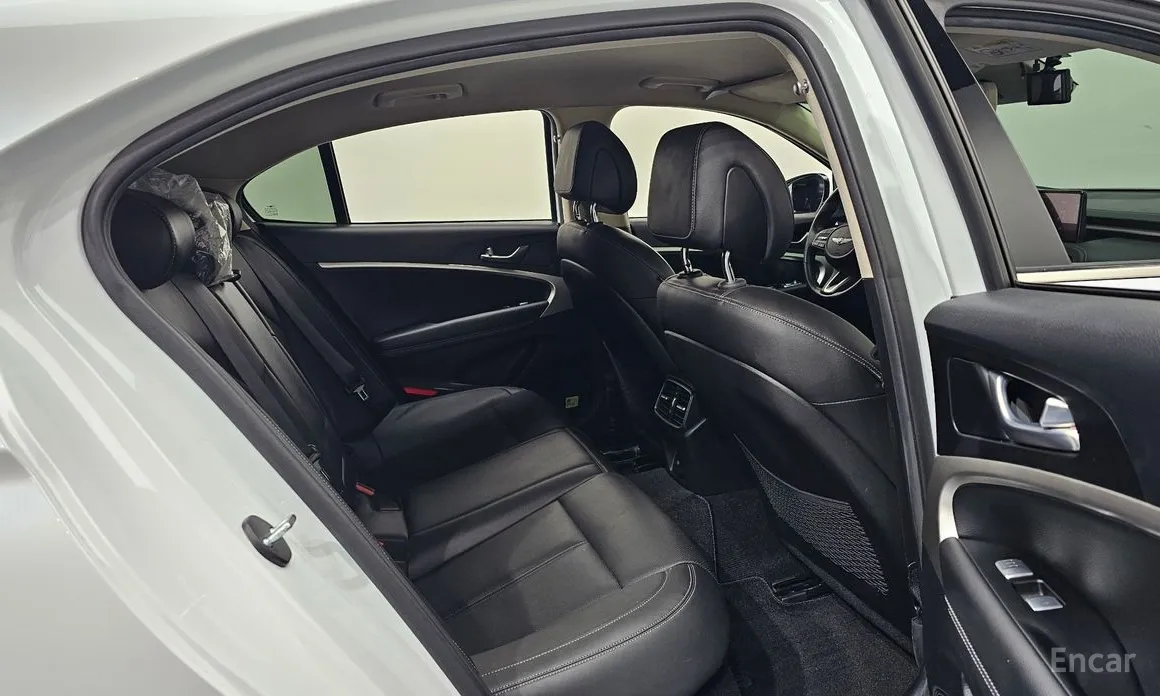 Genesis G70 2022 Gasoline 2.0T 2WD