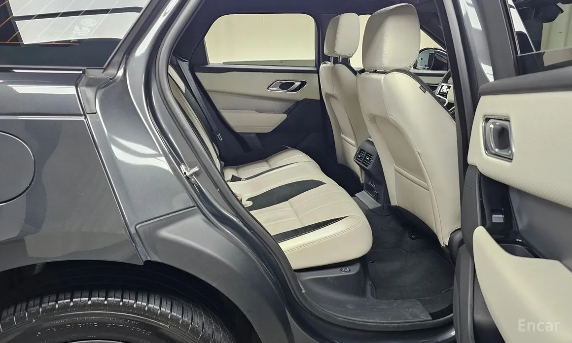 Land Rover Range Rover Velar 2017 2.0 P250 R-Dynamic SE