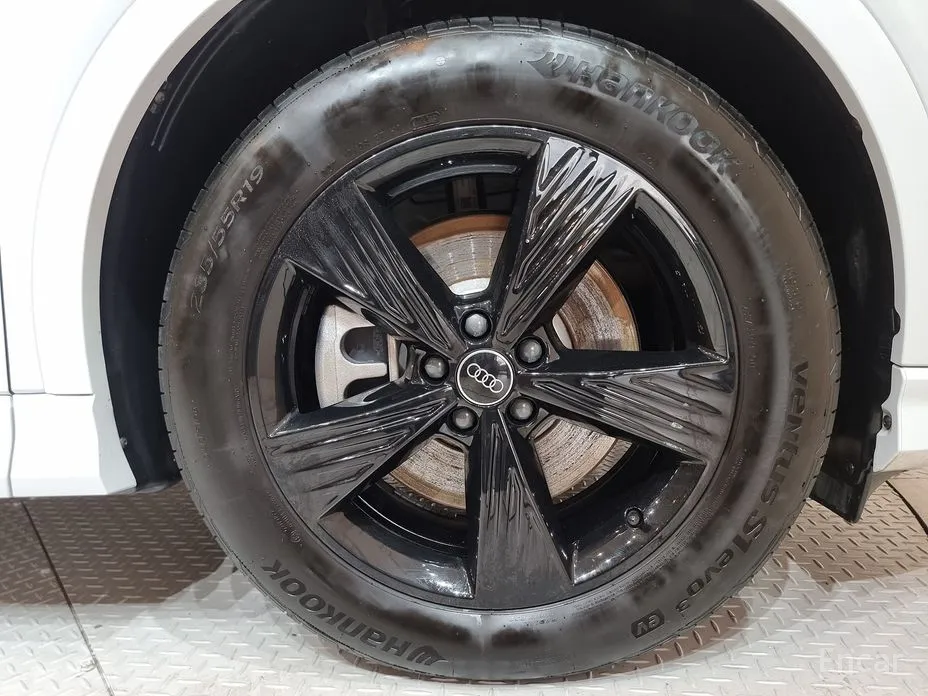 Audi Q4 e-tron 2022 40