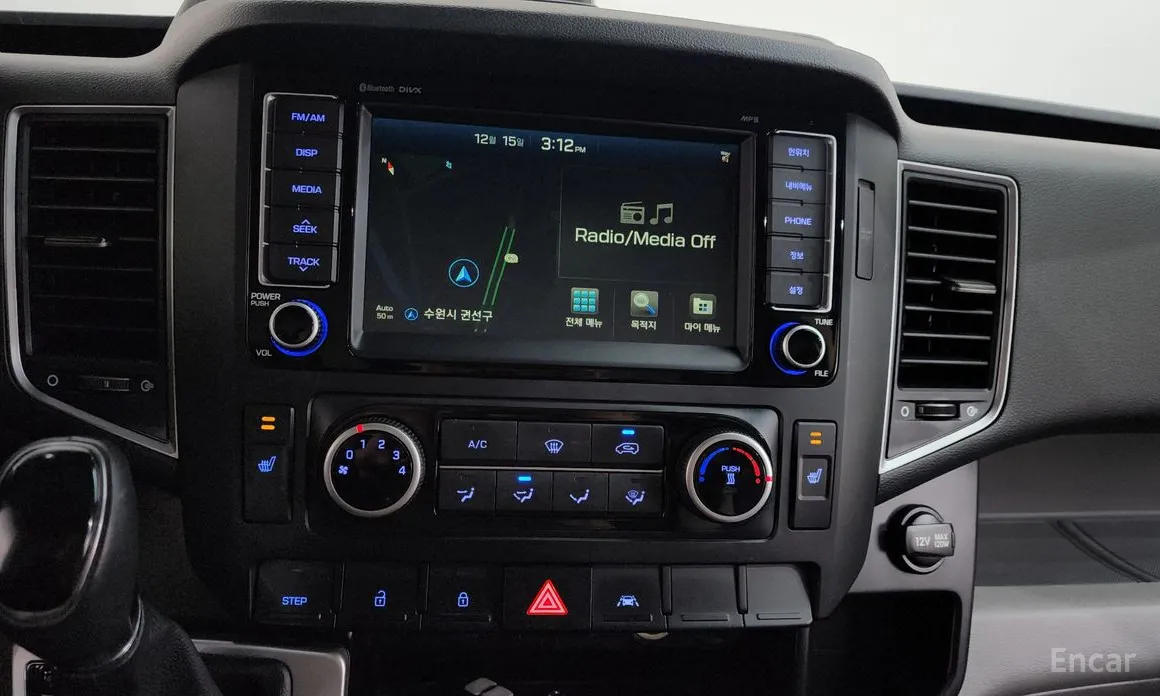 Hyundai Solati 2015 15-seater