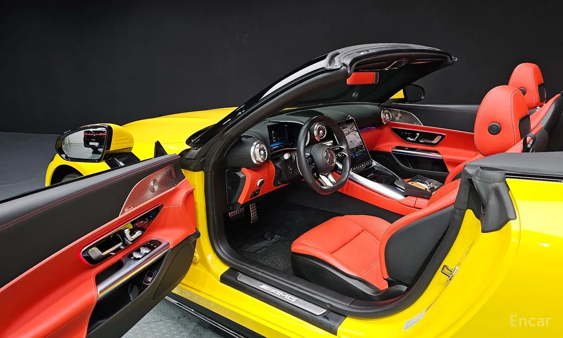 Mercedes-Benz SL-Class 2023 AMG SL63 4MATIC+