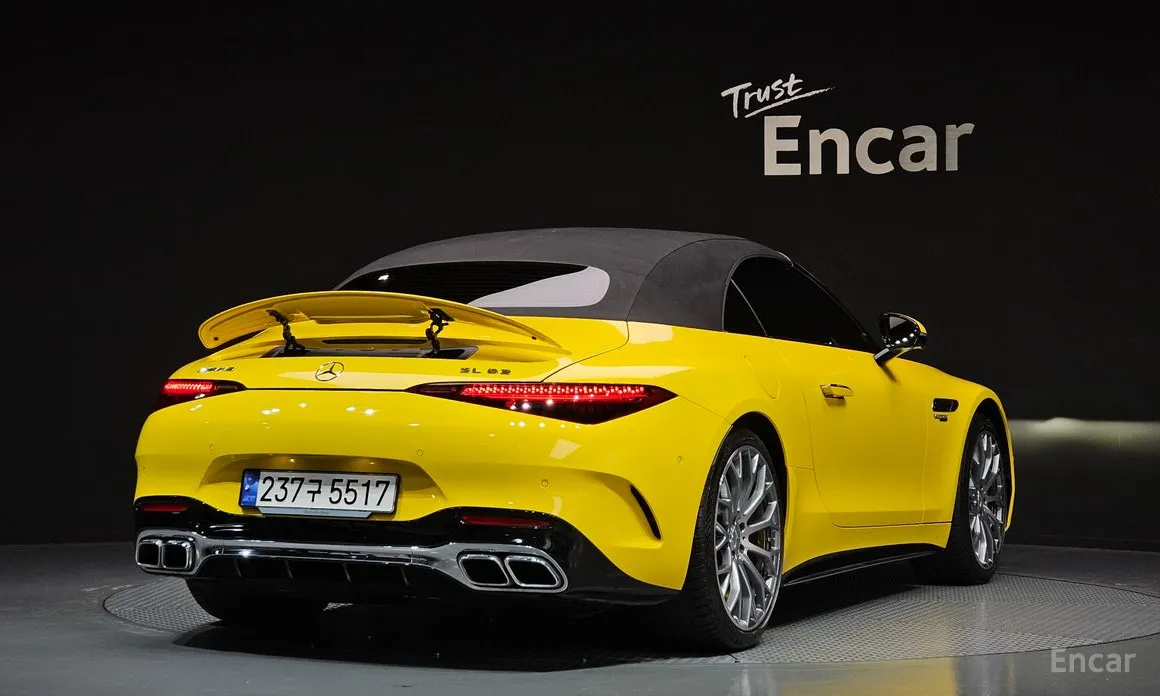 Mercedes-Benz SL-Class 2023 AMG SL63 4MATIC+