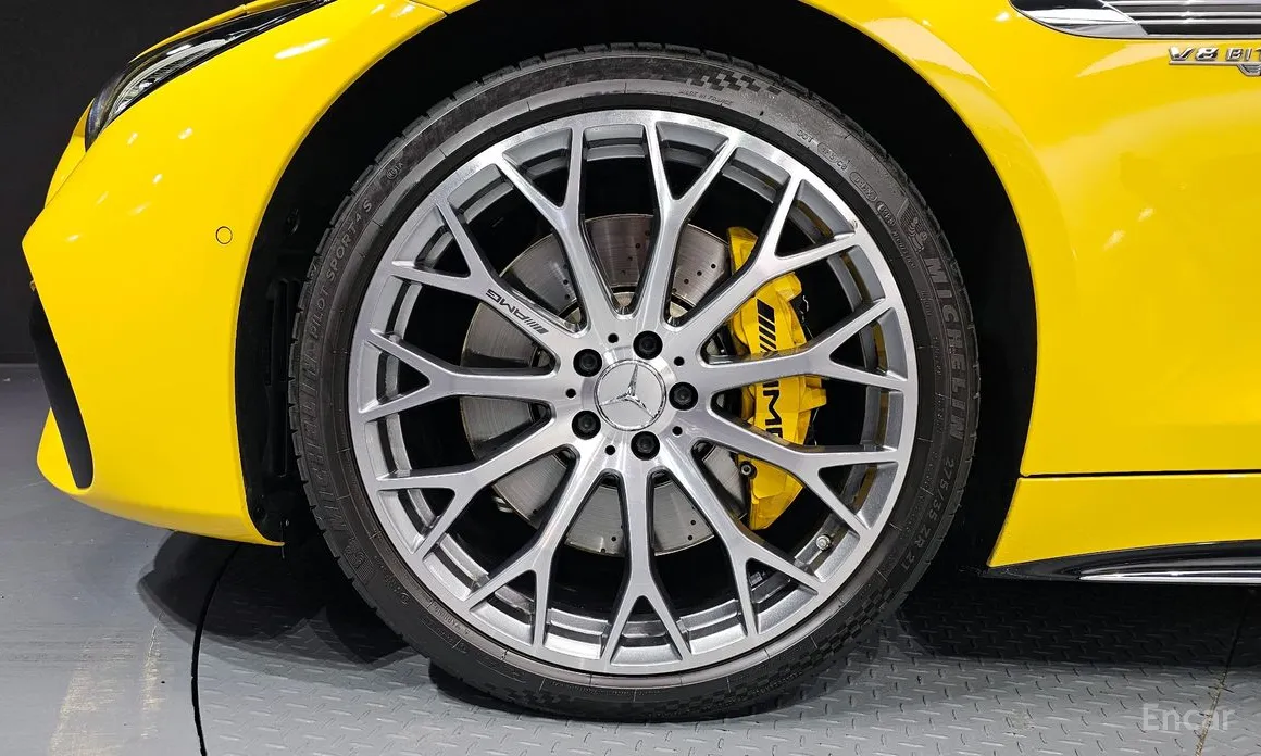 Mercedes-Benz SL-Class 2023 AMG SL63 4MATIC+