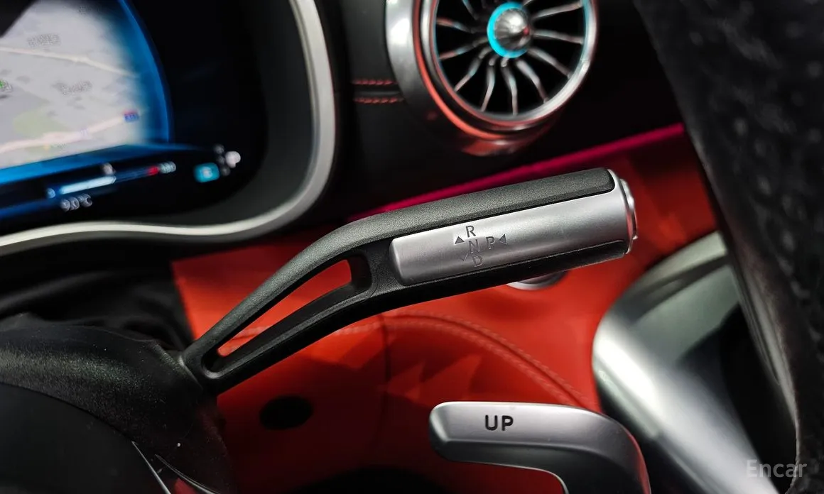 Mercedes-Benz SL-Class 2023 AMG SL63 4MATIC+