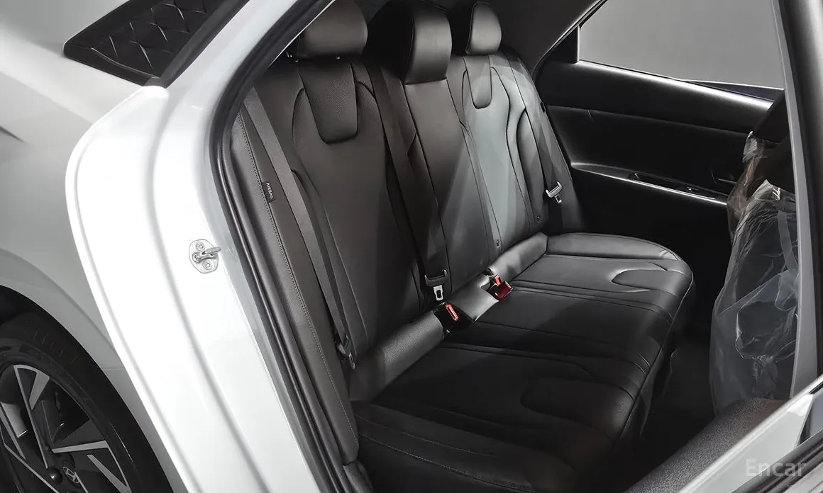 Hyundai Avante 2023 Modern