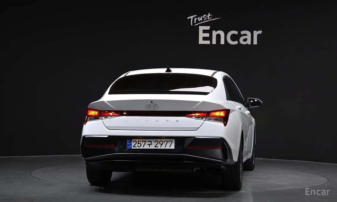 Hyundai Avante 2023 Modern